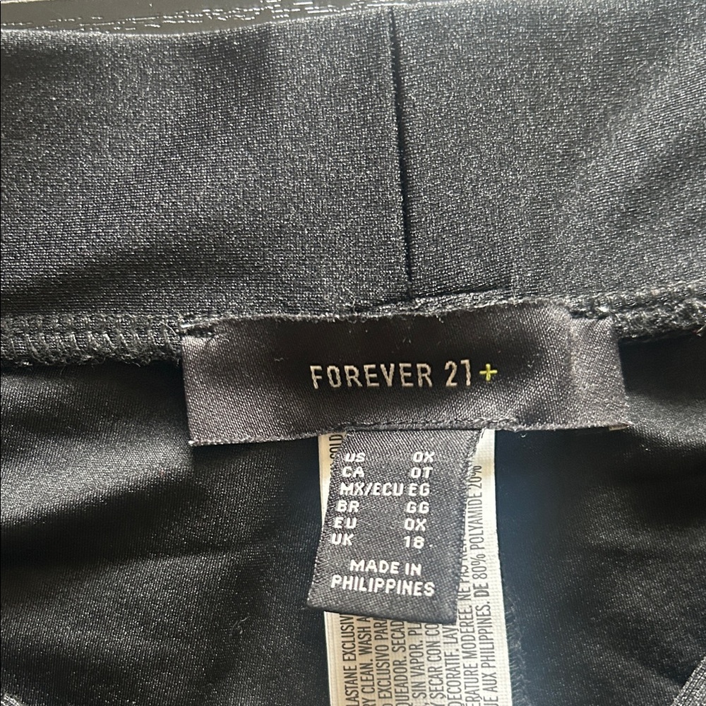 Forever 21 Black Lace-Up Bike Shorts - Picture 2 of 4